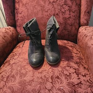 NEW Tesori leather boots